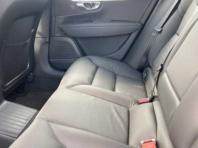 Volvo V90 Plus, T6 AWD Plug-in hybrid, Electric/Petrol, Dark