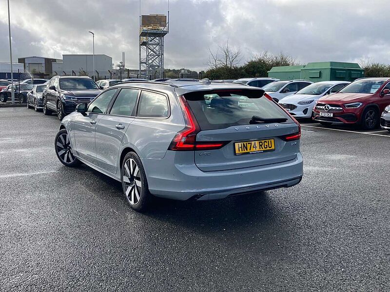 Volvo V90 Plus, T6 AWD Plug-in hybrid, Electric/Petrol, Dark