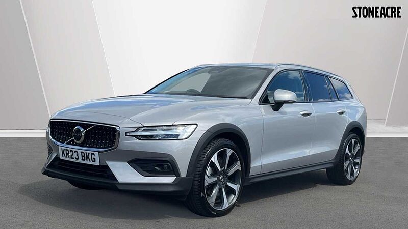 Volvo V60 Cross Country Plus, B5 AWD mild hybrid, Petrol