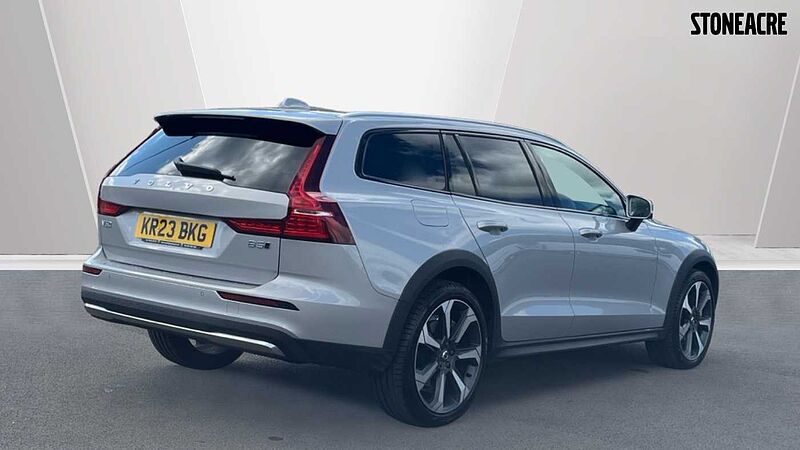 Volvo V60 Cross Country Plus, B5 AWD mild hybrid, Petrol