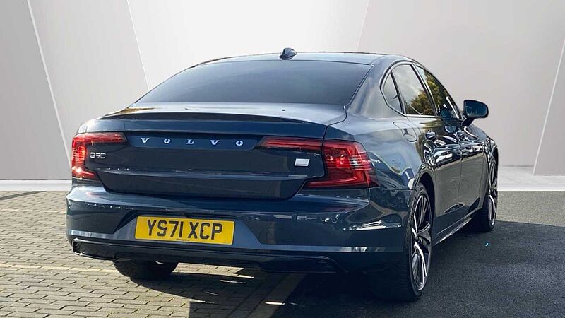 Volvo S90 Recharge R-Design, T8 AWD plug-in hybrid