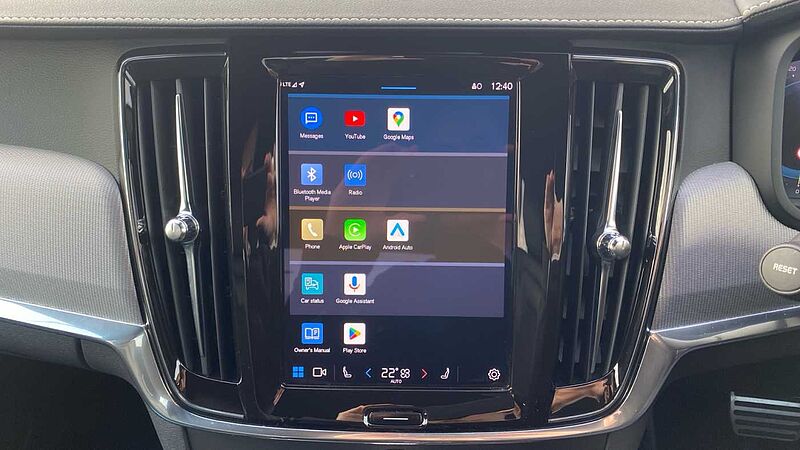 Volvo S90 Recharge R-Design, T8 AWD plug-in hybrid