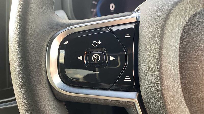 Volvo S90 Recharge R-Design, T8 AWD plug-in hybrid