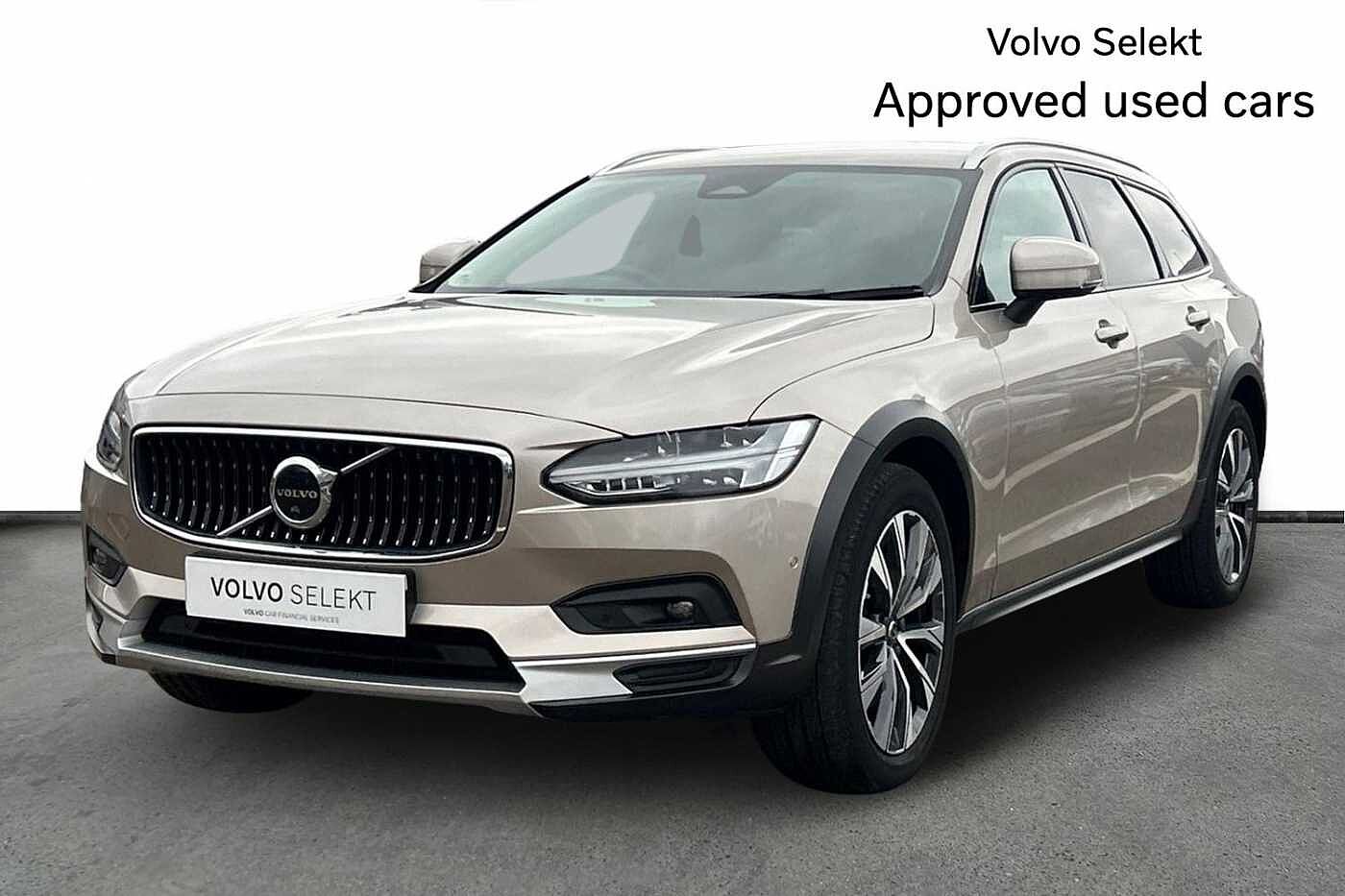 Volvo V90 Cross Country 2.0 B5P Cross Country Plus 5dr AWD Auto