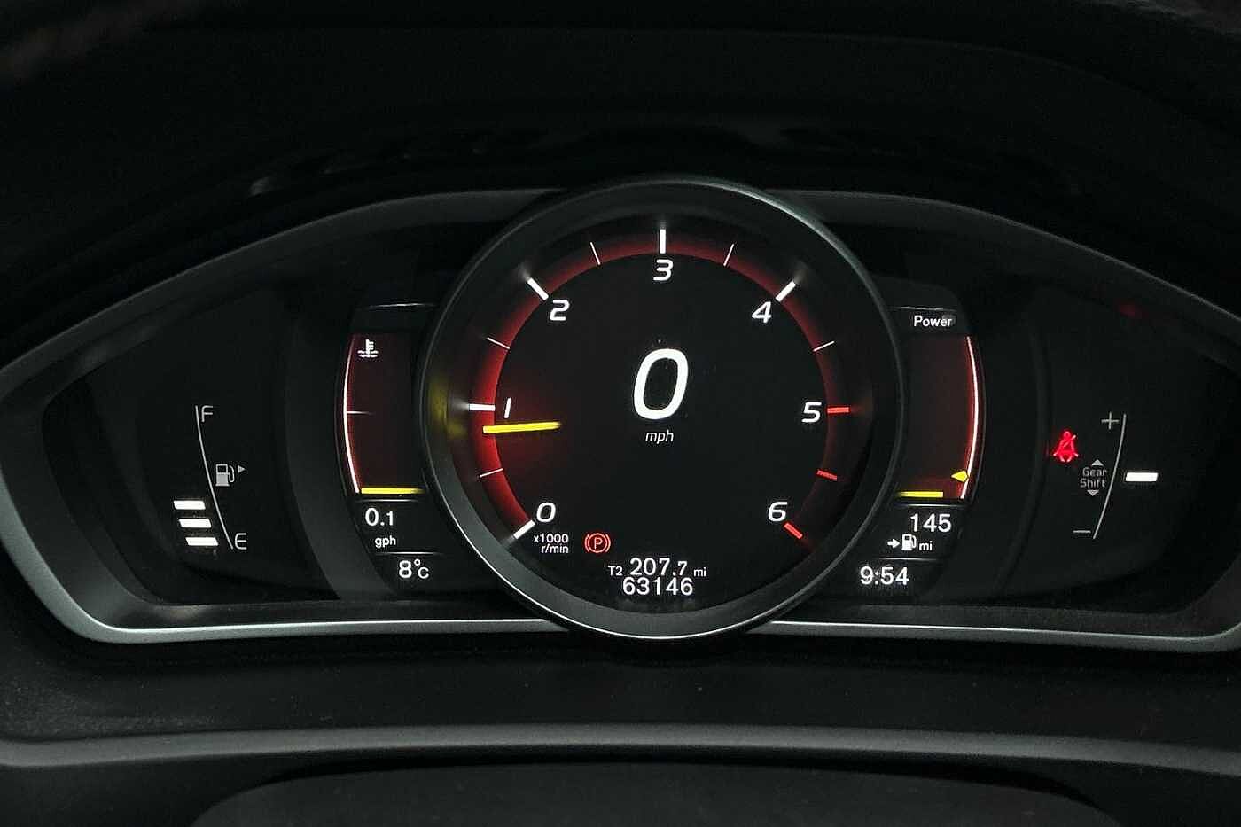 Volvo V40 D2 R-Design Manual