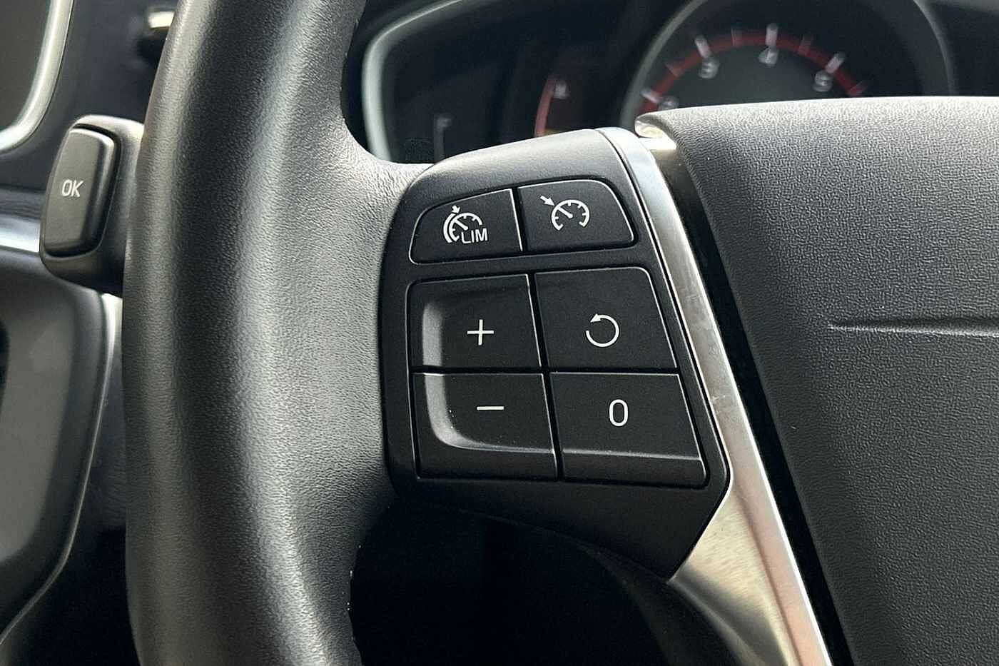 Volvo V40 T3 Inscription Automatic