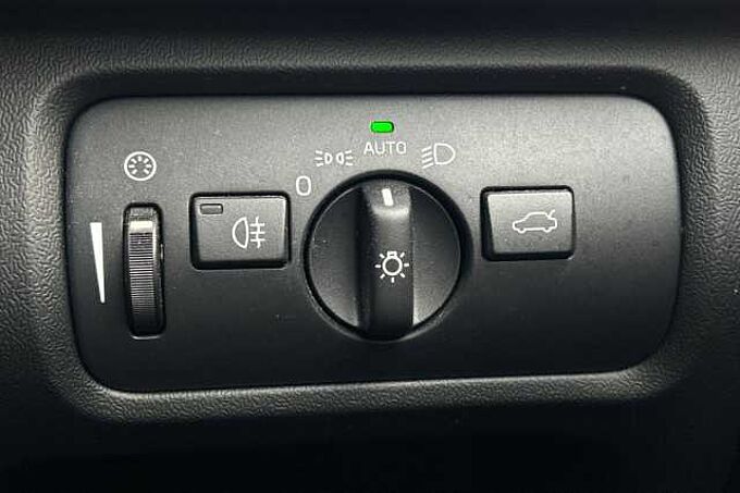 Volvo V40 D2 R-Design Manual