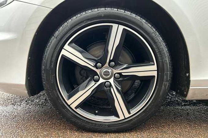 Volvo V40 D2 R-Design Manual