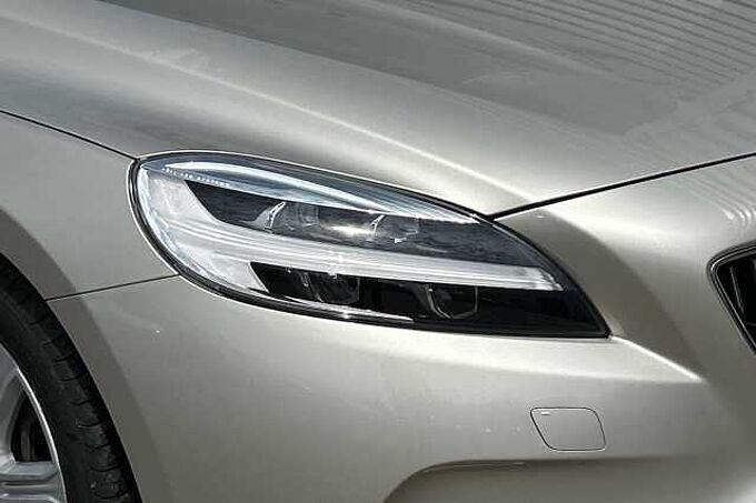 Volvo V40 T3 Inscription Automatic