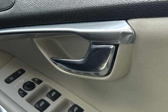 Volvo V40 T3 Inscription Automatic