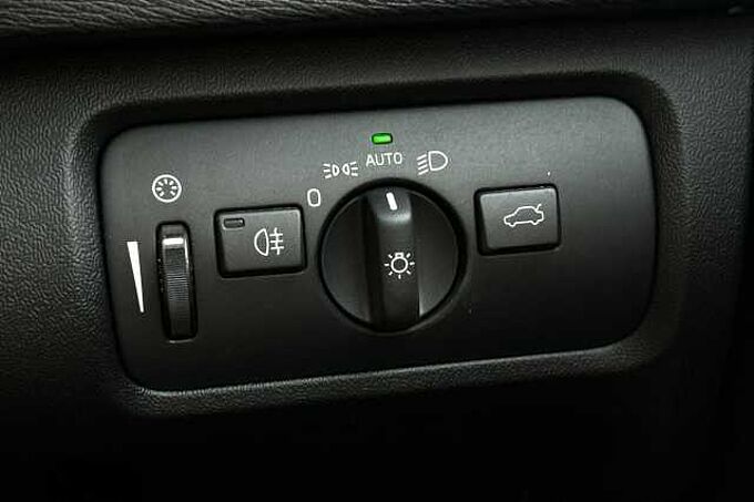 Volvo V40 T3 Inscription Automatic