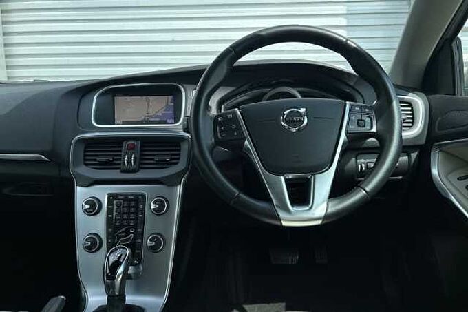 Volvo V40 T3 Inscription Automatic