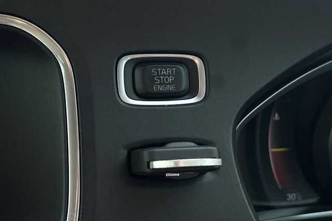 Volvo V40 T3 Inscription Automatic
