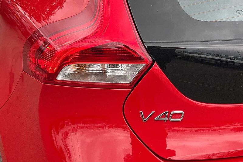 Volvo V40 T3 R-Design Manual