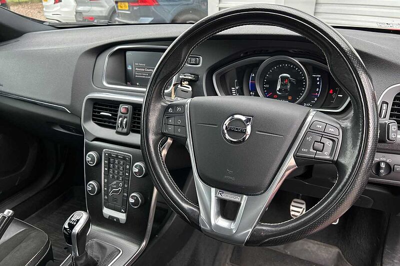 Volvo V40 T3 R-Design Manual