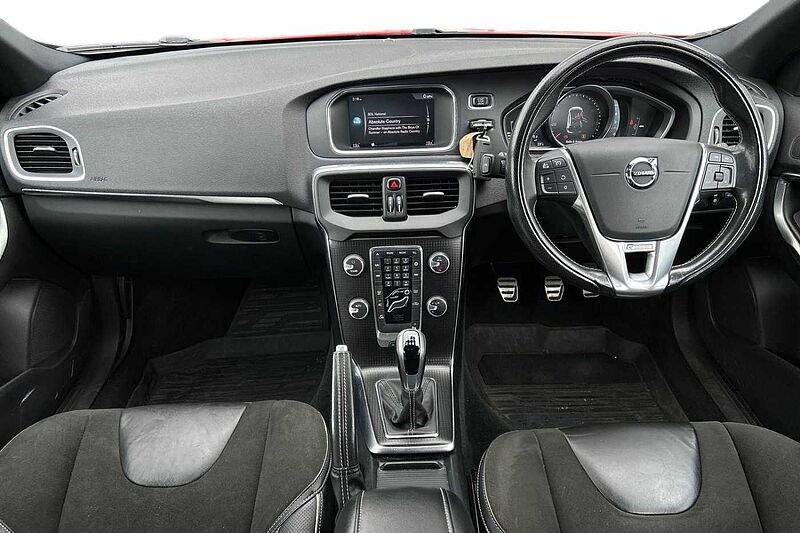 Volvo V40 T3 R-Design Manual