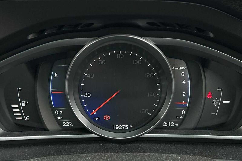 Volvo V40 T3 R-Design Manual