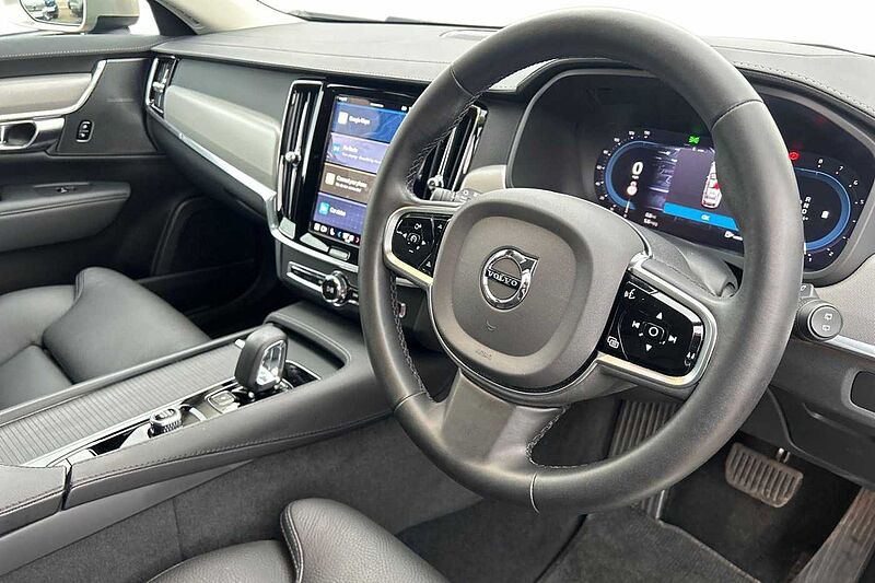 Volvo V90 Cross Country 2.0 B5P Cross Country Plus 5dr AWD Auto