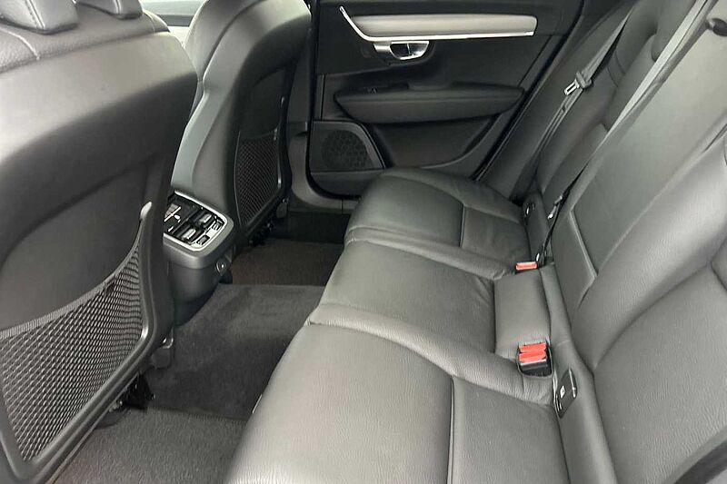 Volvo V90 Cross Country 2.0 B5P Cross Country Plus 5dr AWD Auto