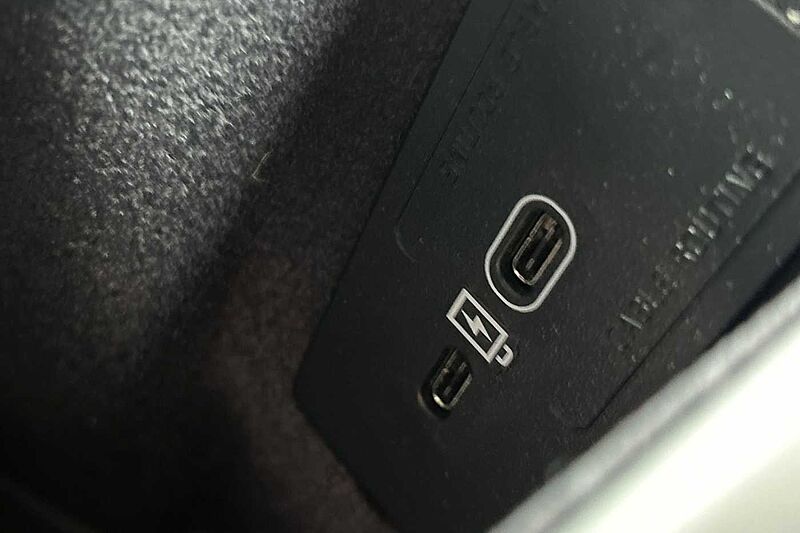 Volvo V90 Cross Country 2.0 B5P Cross Country Plus 5dr AWD Auto