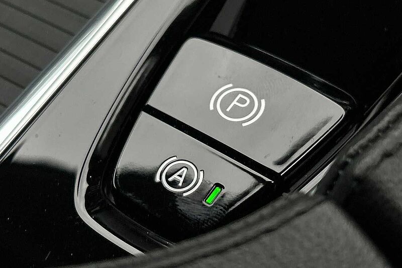 Volvo V90 Cross Country 2.0 B5P Cross Country Plus 5dr AWD Auto