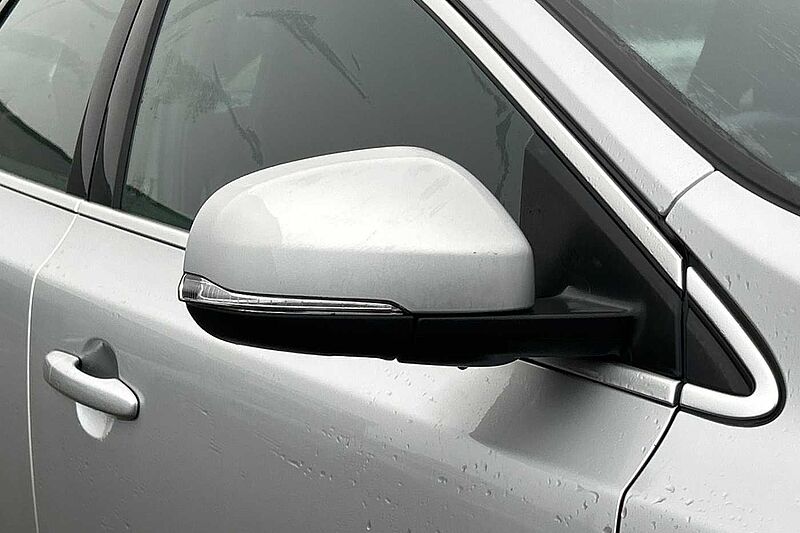 Volvo V40 D2 R-Design Manual