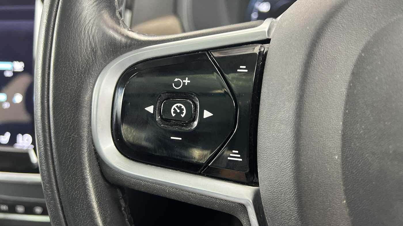 Volvo V90 Cross Country D5 AWD Plus Automatic