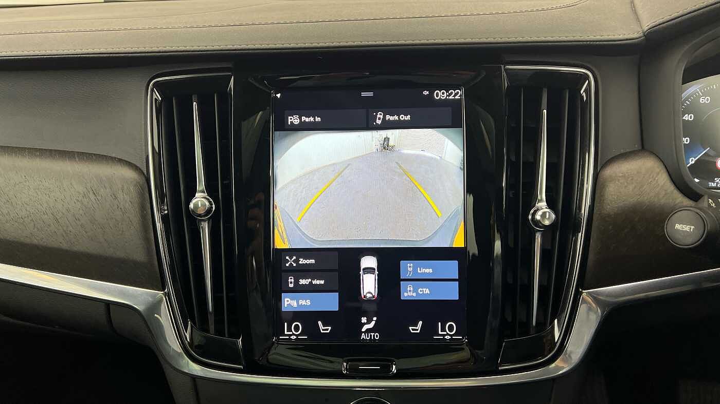 Volvo V90 Cross Country D5 AWD Plus Automatic