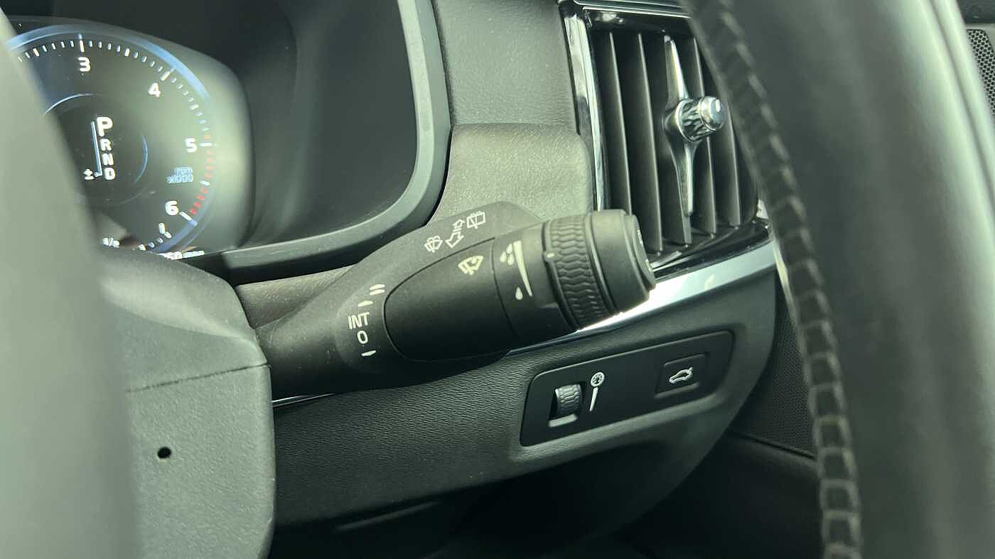 Volvo V90 Cross Country D5 AWD Plus Automatic