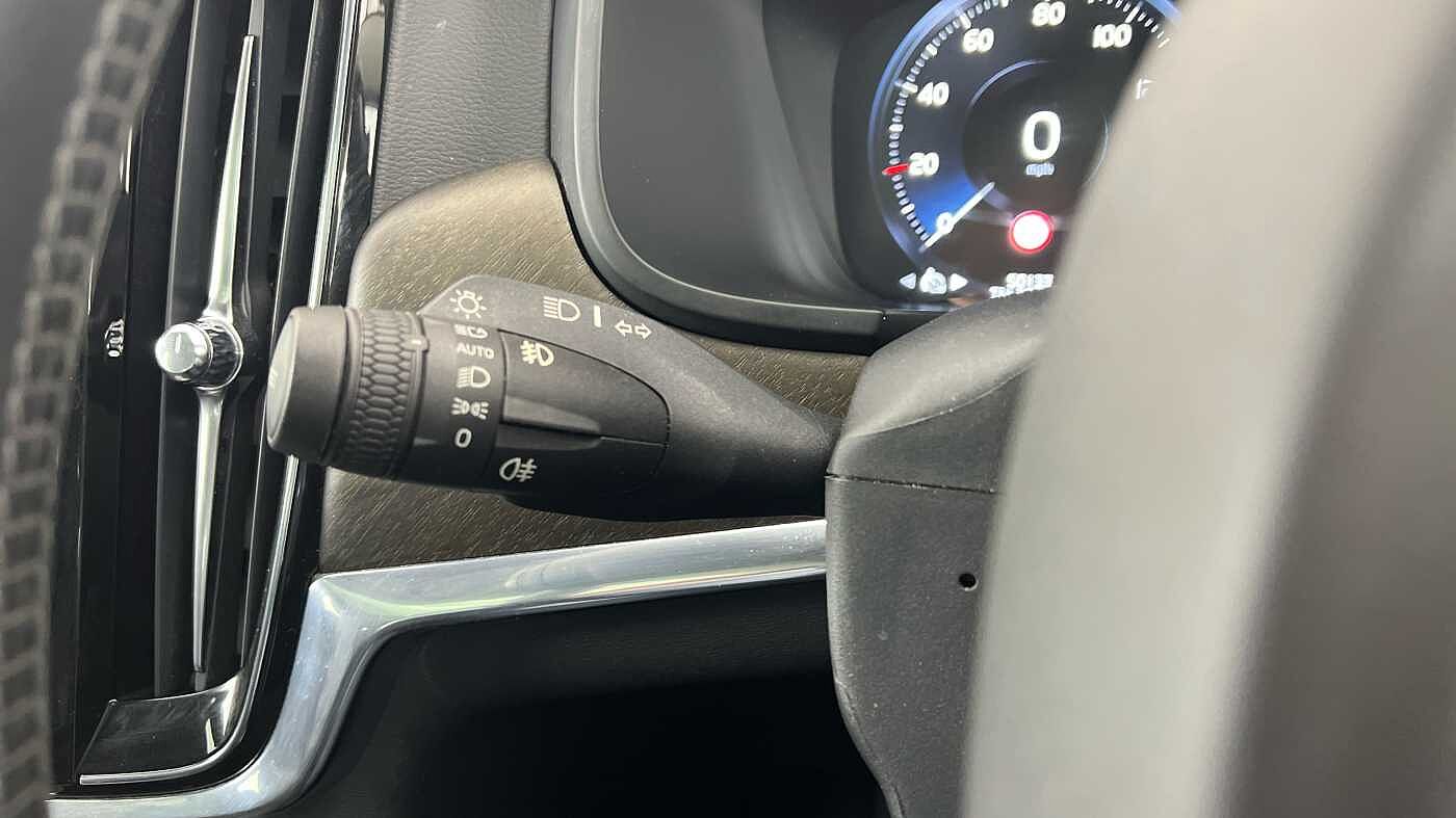 Volvo V90 Cross Country D5 AWD Plus Automatic