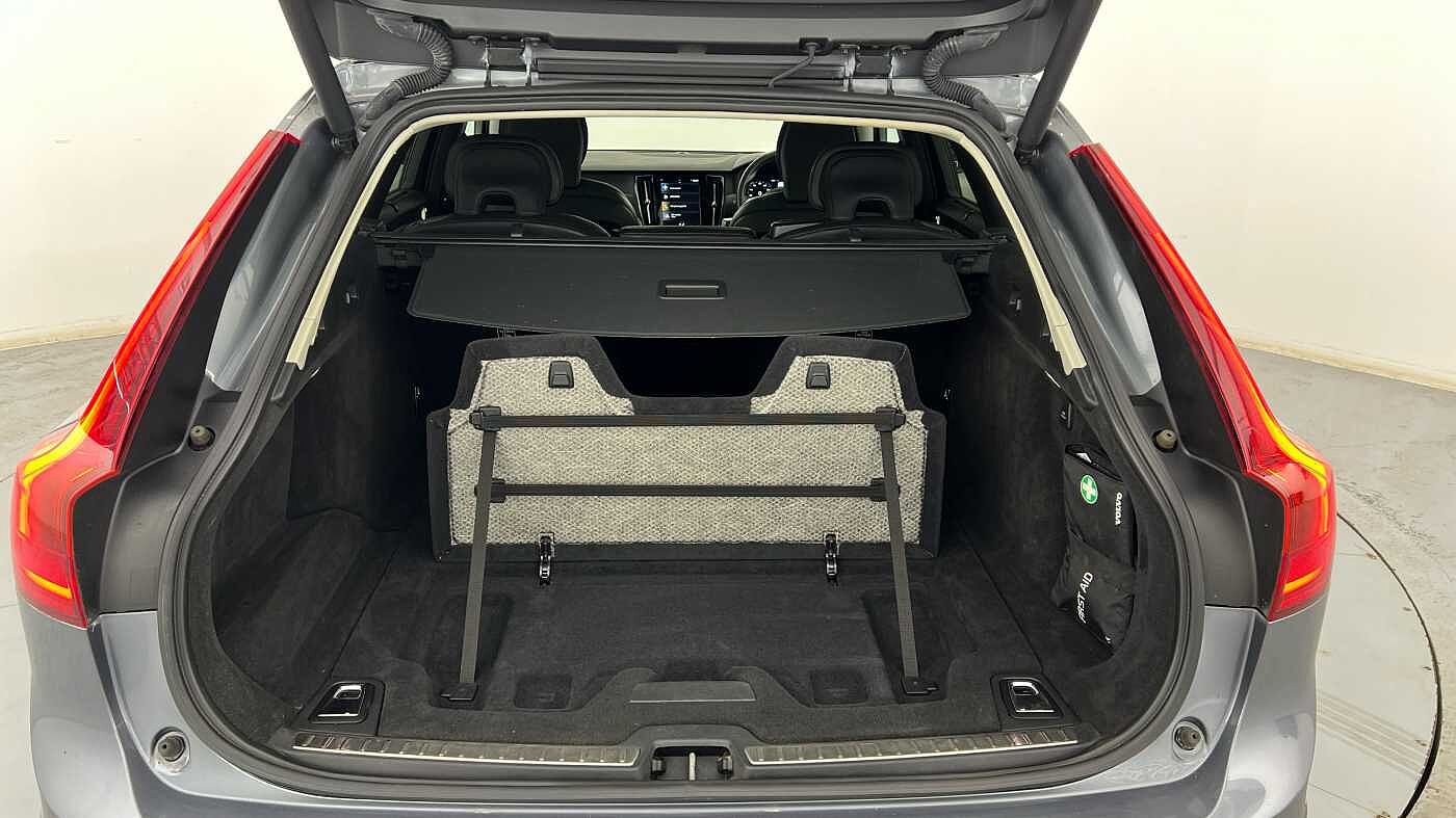 Volvo V90 Cross Country D5 AWD Plus Automatic