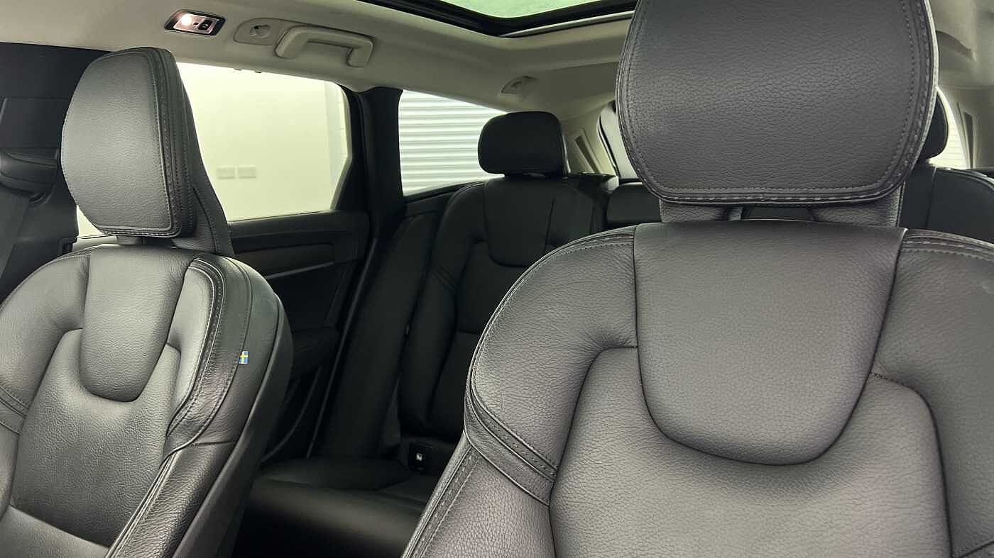 Volvo V90 Cross Country D5 AWD Plus Automatic