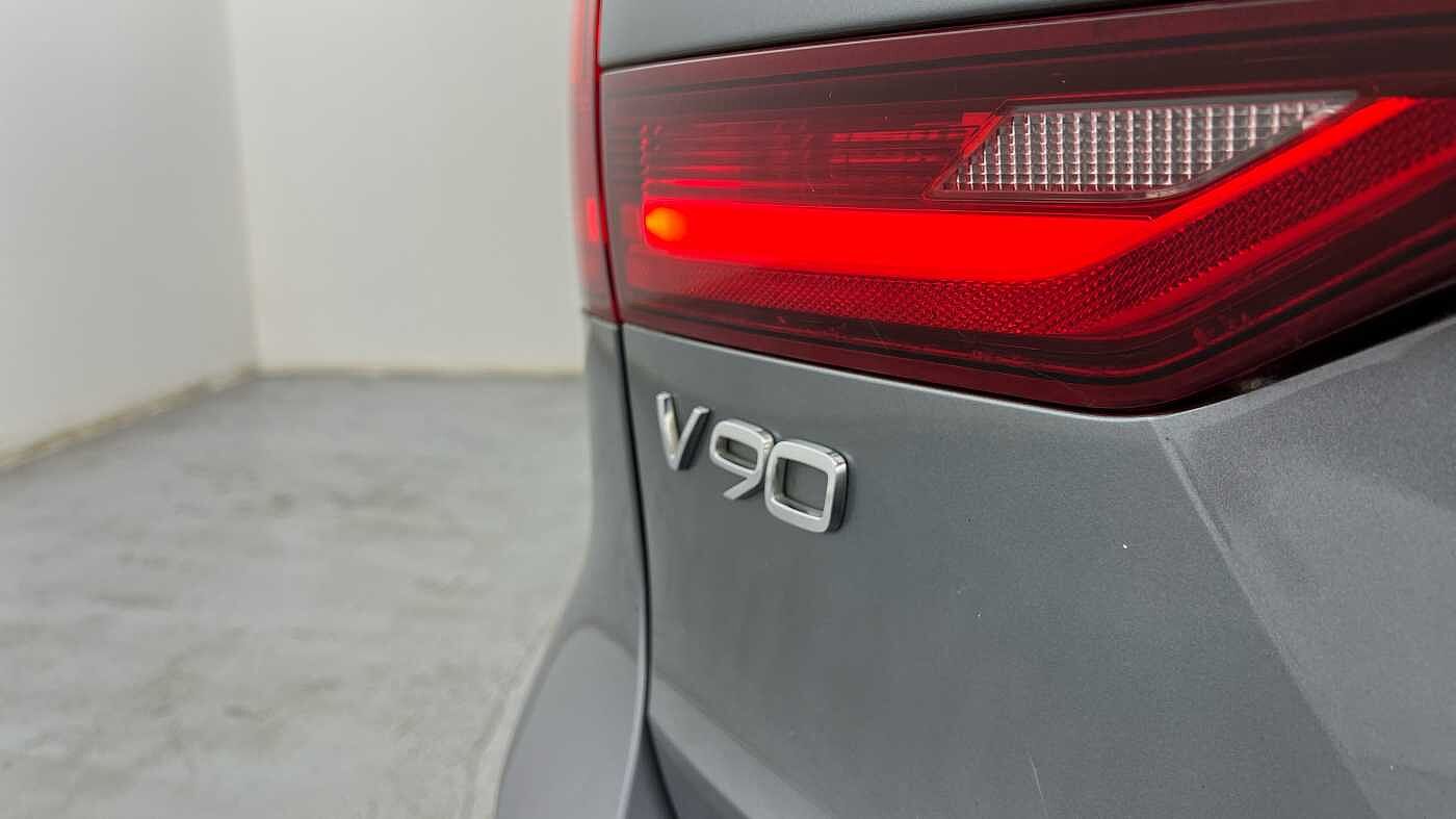 Volvo V90 Cross Country D5 AWD Plus Automatic
