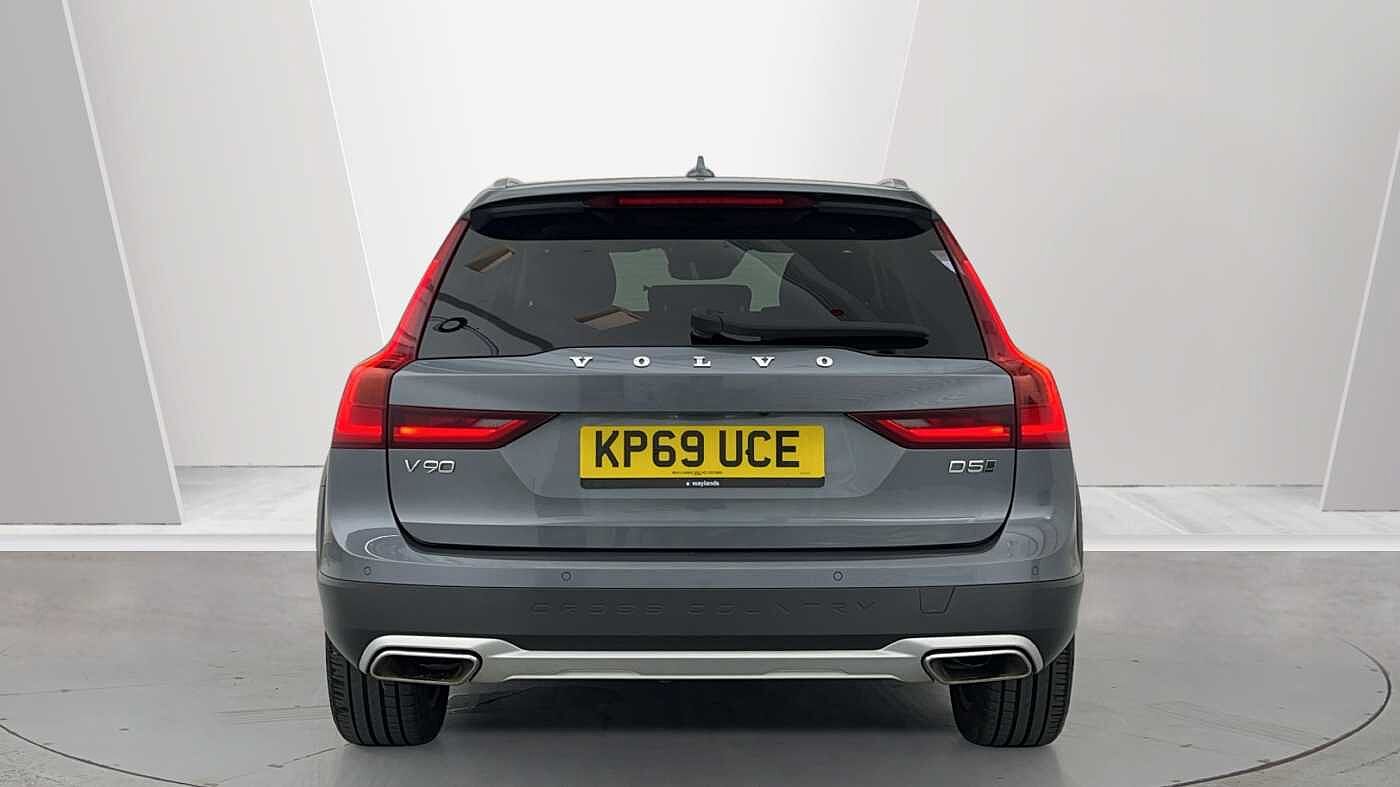 Volvo V90 Cross Country D5 AWD Plus Automatic