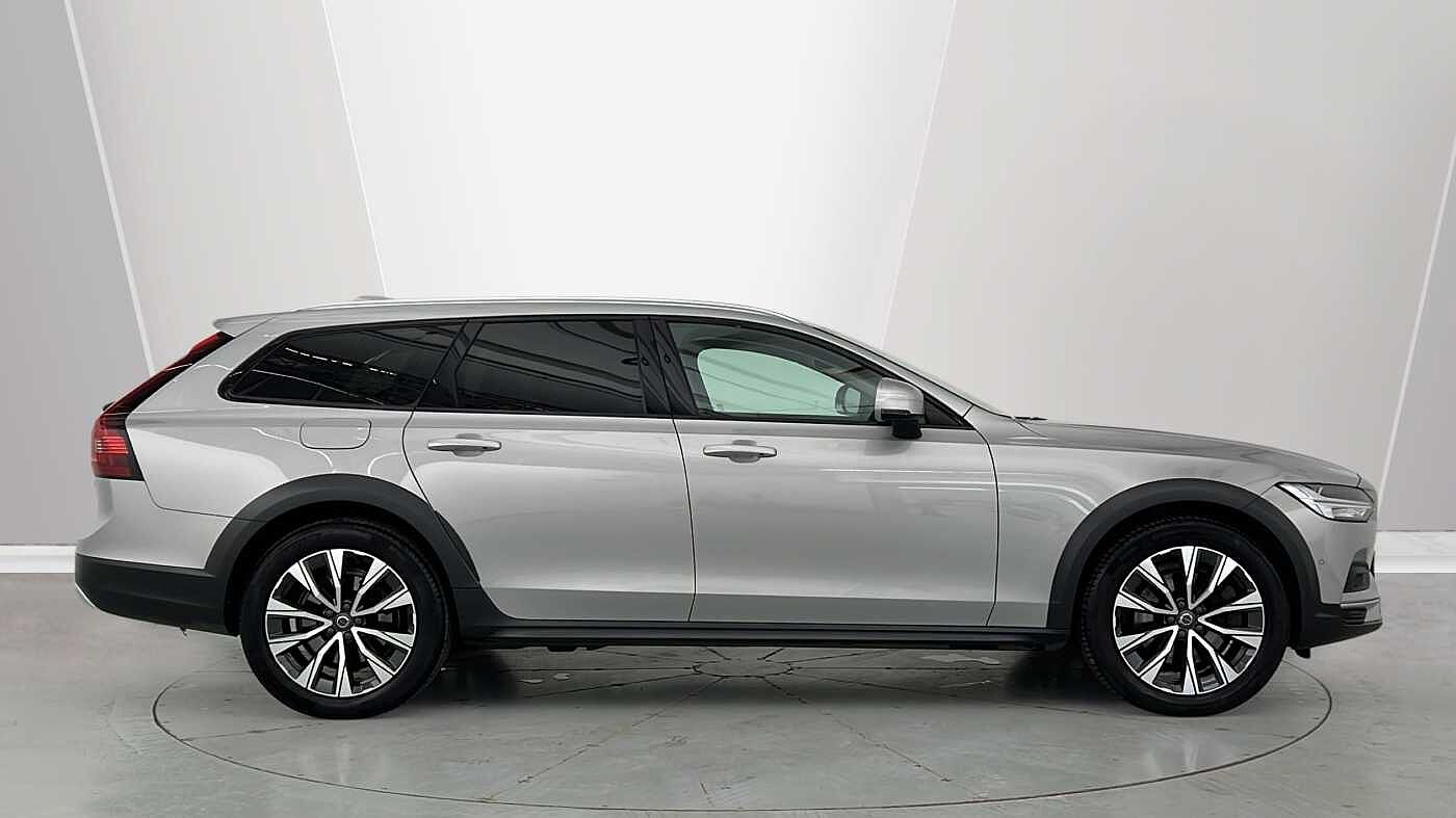 Volvo V90 Cross Country Plus, B5 AWD mild hybrid, Diesel