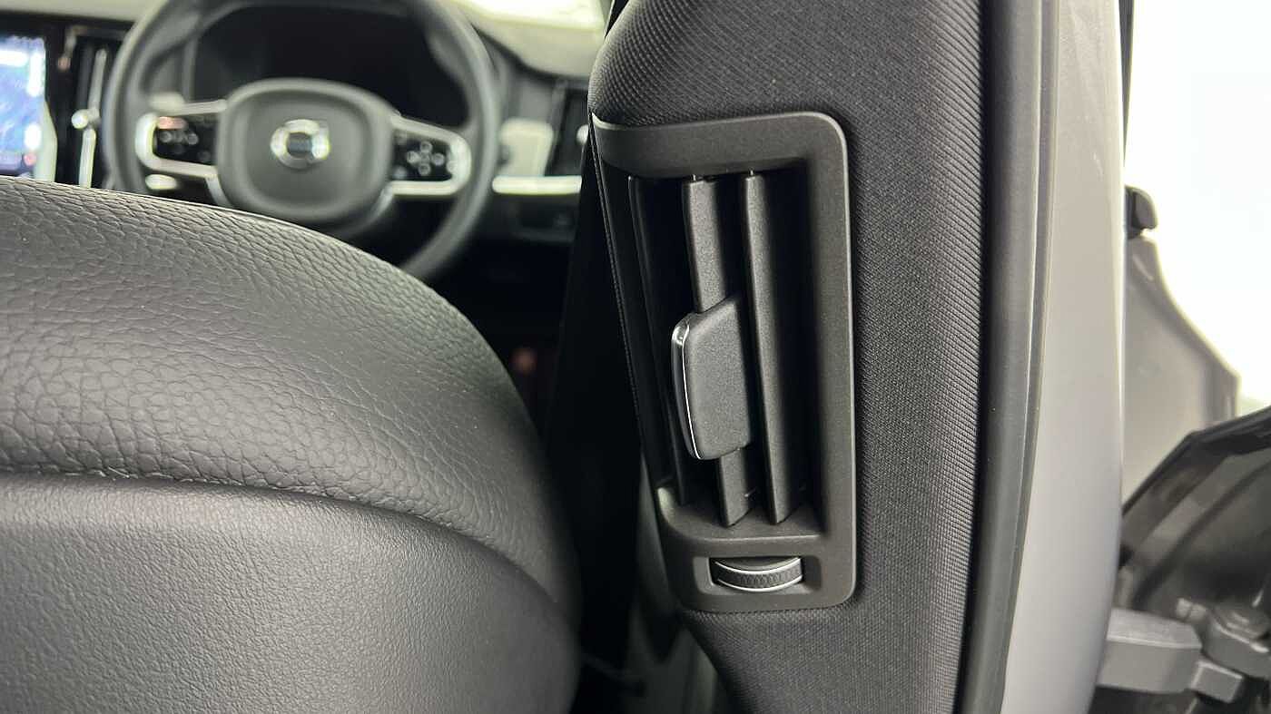 Volvo V90 Cross Country Plus, B5 AWD mild hybrid, Diesel