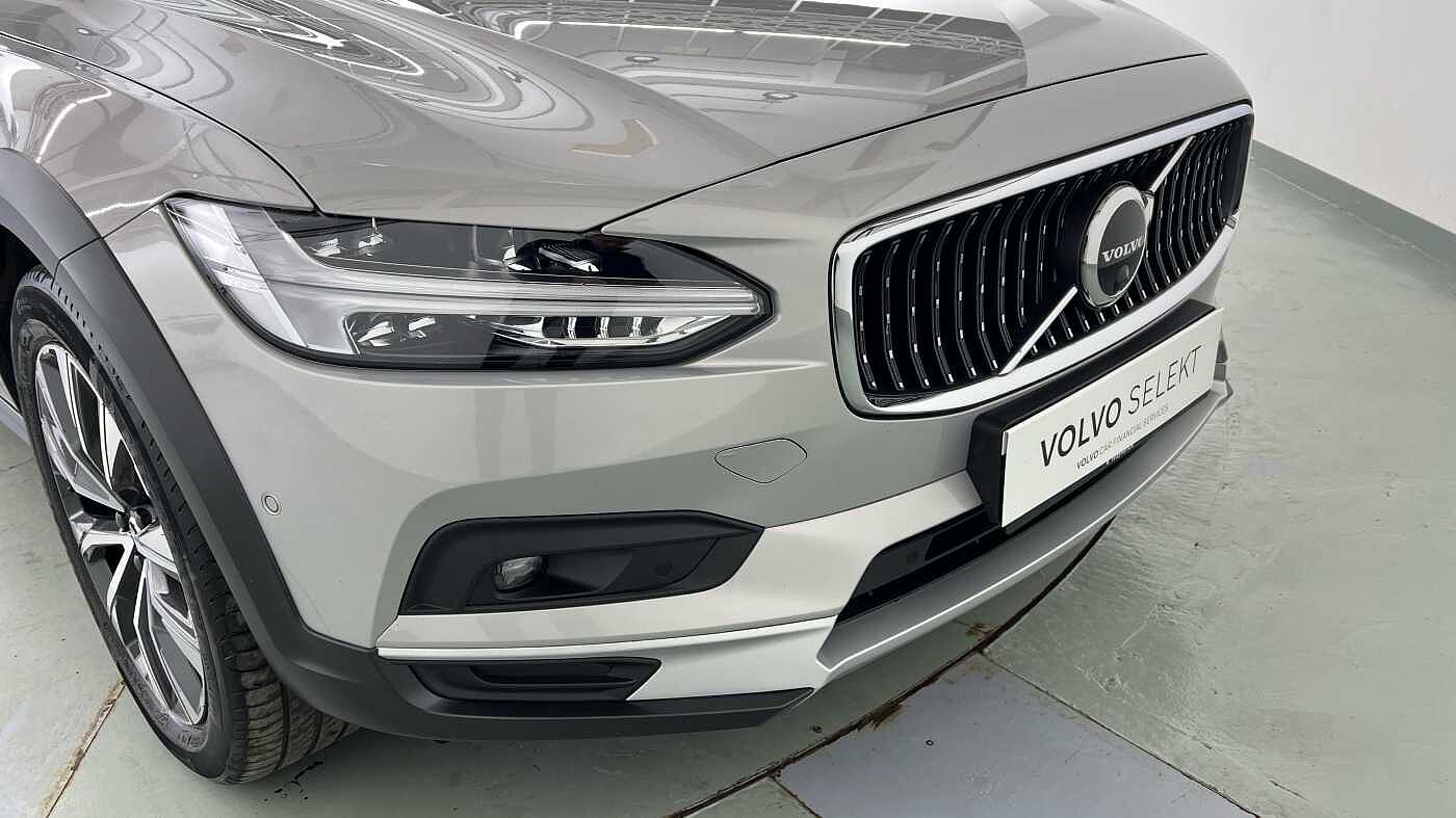 Volvo V90 Cross Country Plus, B5 AWD mild hybrid, Diesel