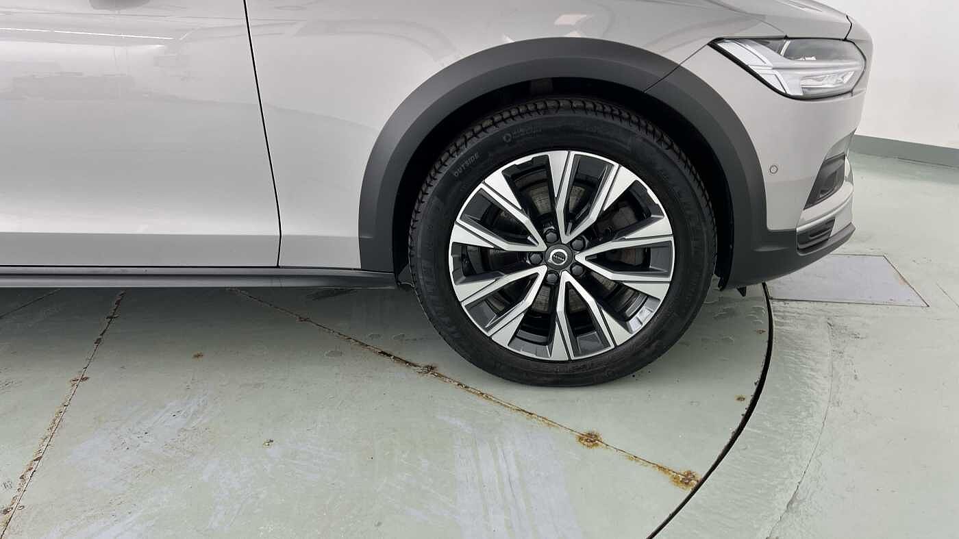 Volvo V90 Cross Country Plus, B5 AWD mild hybrid, Diesel