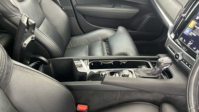 Volvo V90 Cross Country D5 AWD Plus Automatic