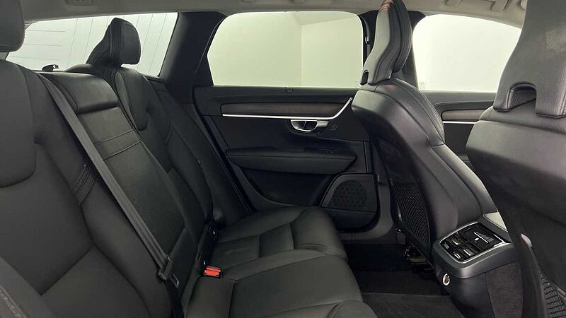 Volvo V90 Cross Country D5 AWD Plus Automatic