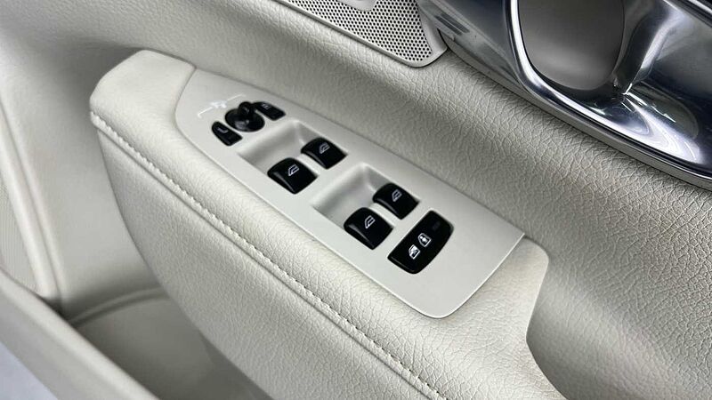 Volvo V90 Cross Country Country, B5 AWD mild hybrid