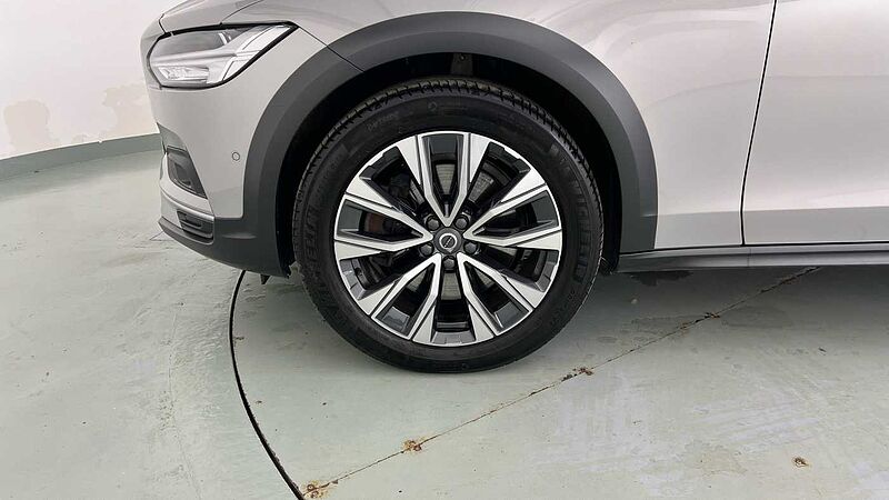 Volvo V90 Cross Country Plus, B5 AWD mild hybrid, Diesel