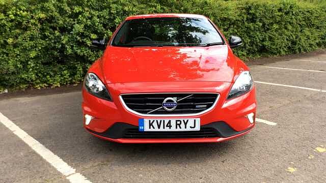 Volvo V40 D2 (115bhp) R Design + Rear Park Assist+ 1 Private Owner From New