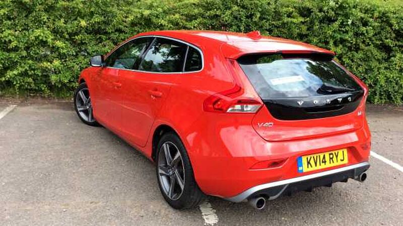 Volvo V40 D2 (115bhp) R Design + Rear Park Assist+ 1 Private Owner From New