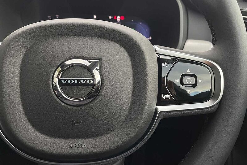 Volvo V90 Plus, T6 AWD Plug-in hybrid, Electric/Petrol, Dark 360° camera Heated Seats