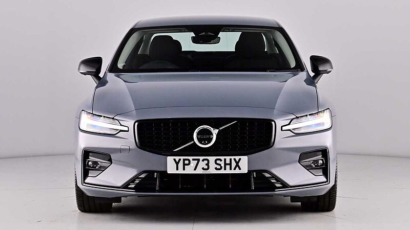 Volvo S60 Plus, B5 AWD Mild hybrid, Petrol, Dark 360 Camera Heated Seats