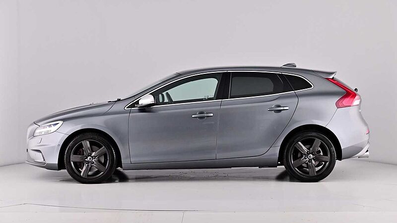 Volvo V40 D3 R-Design Pro Adaptive Cruise Electric Seats Keyless BLIS