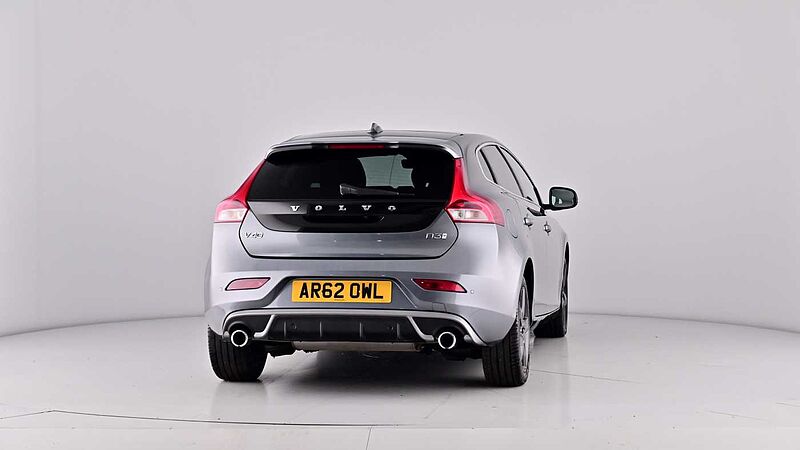 Volvo V40 D3 R-Design Pro Adaptive Cruise Electric Seats Keyless BLIS