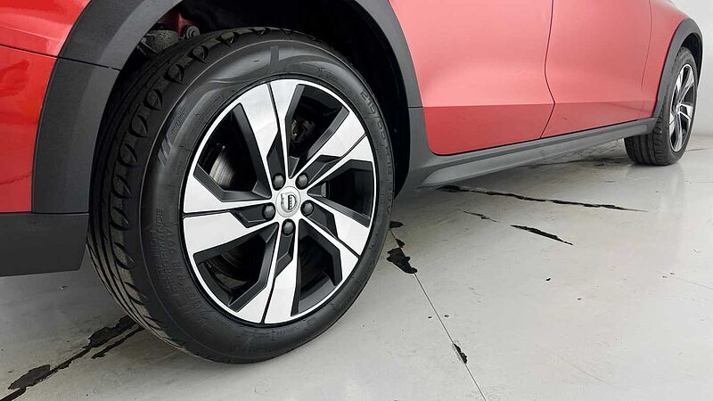 Volvo V60 B4 Cross Country Pro B4 AWD mild hybrid Keyless Heated Seats Rear Camera
