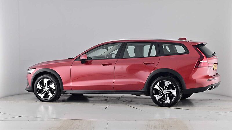 Volvo V60 B4 Cross Country Pro B4 AWD mild hybrid Keyless Heated Seats Rear Camera